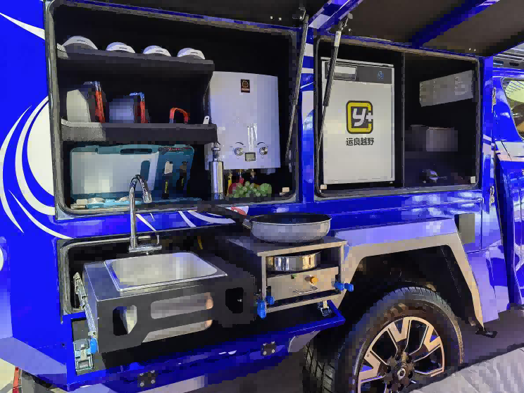 744x0_1_autohomecar__ChwElmEq2jiAFF2yADLJBFQ3zV4332.png
